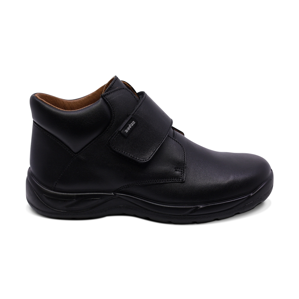 Foto 4 pulgar | Bota Escolar Audaz Para Niño De Piel Negro Tadeo Con Tira De Contacto