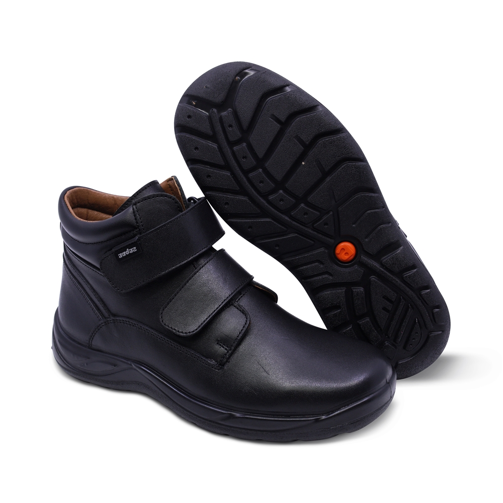 Foto 8 pulgar | Bota Escolar Audaz Para Niño De Piel Negro Tadeo Con Doble Tira De Contacto