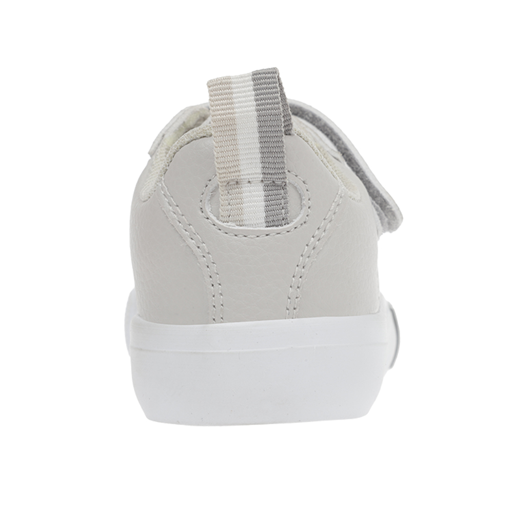 Foto 7 pulgar | Tenis K-swiss Mini Trinity color Gris Infantil