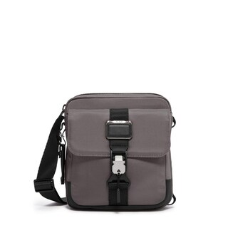 Foto 1 | Bandolera Tumi Alpha Bravo Junior Premium Charcoal - Venta Internacional.