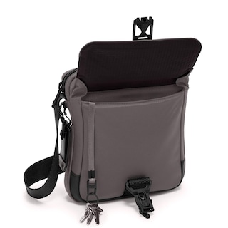 Foto 2 | Bandolera Tumi Alpha Bravo Junior Premium Charcoal - Venta Internacional.