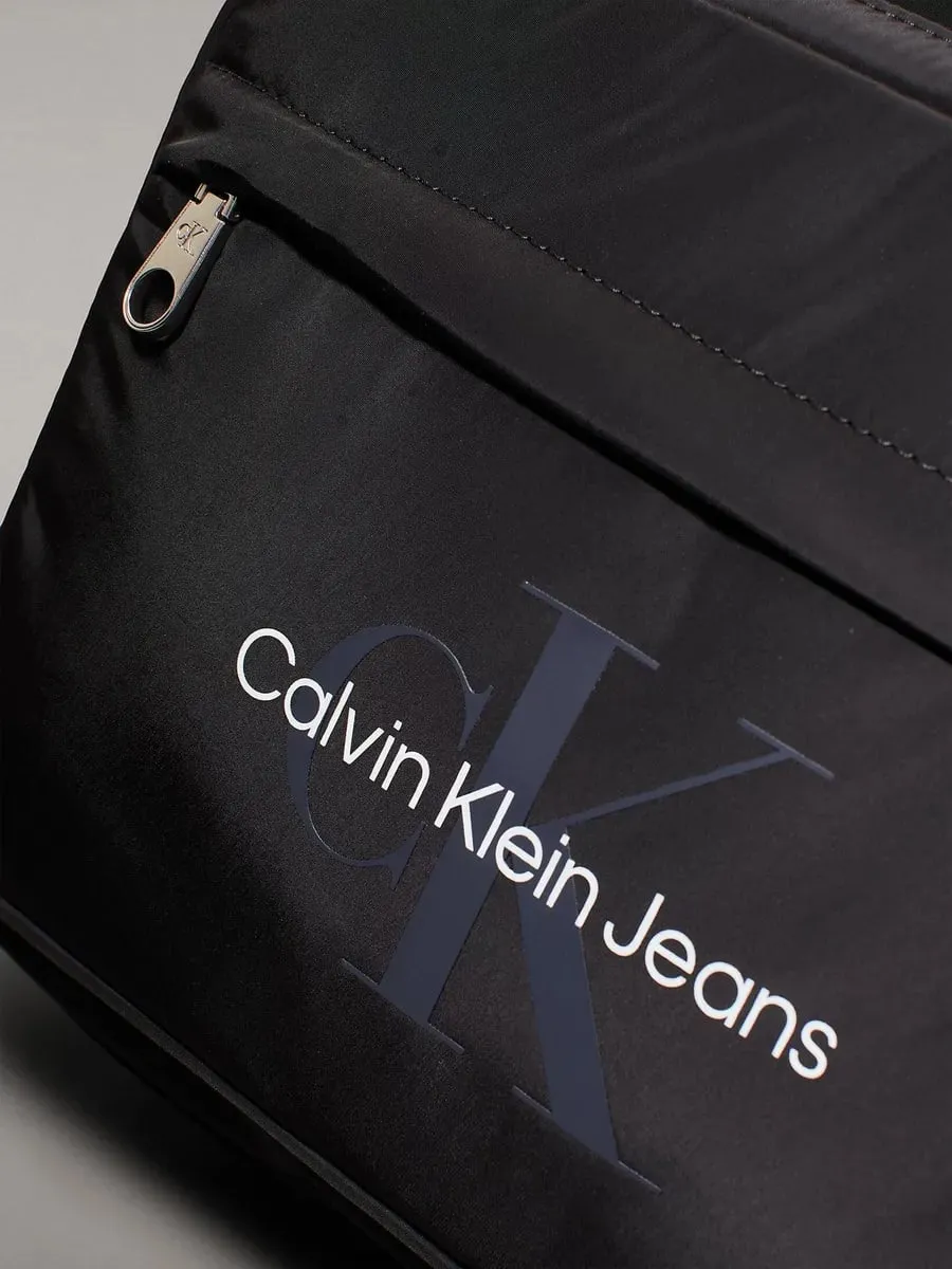 Foto 4 pulgar | Mochila Backpack Calvin Klein Jeans Color Negro Uso Diario Nuevo Y Original