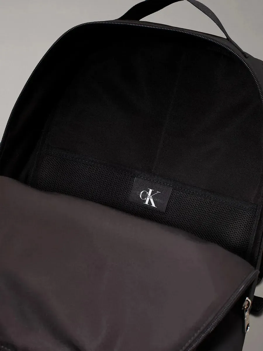 Foto 5 pulgar | Mochila Backpack Calvin Klein Jeans Color Negro Uso Diario Nuevo Y Original