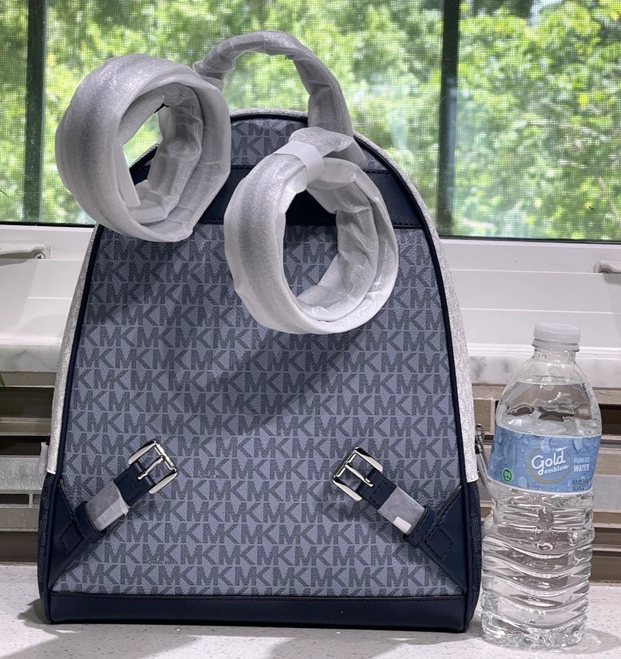 Foto 2 | Mochila Michael Kors Rhea Medium Zip Admiral Azul/blanco - Venta Internacional.