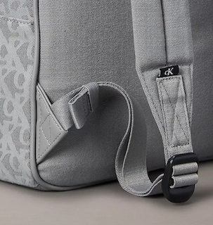 Foto 5 | Mochila Calvin Klein Jacquard Monograma Sp4060 Gris Escolar Unisex - Original