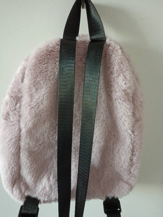 Foto 3 | Mochila con Diseño de Felpa - Venta Internacional