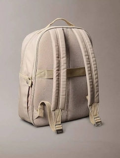 Foto 2 | Mochila Calvin Klein Escolar Utilitaria Backpack Porta Laptop Espacioso Beige