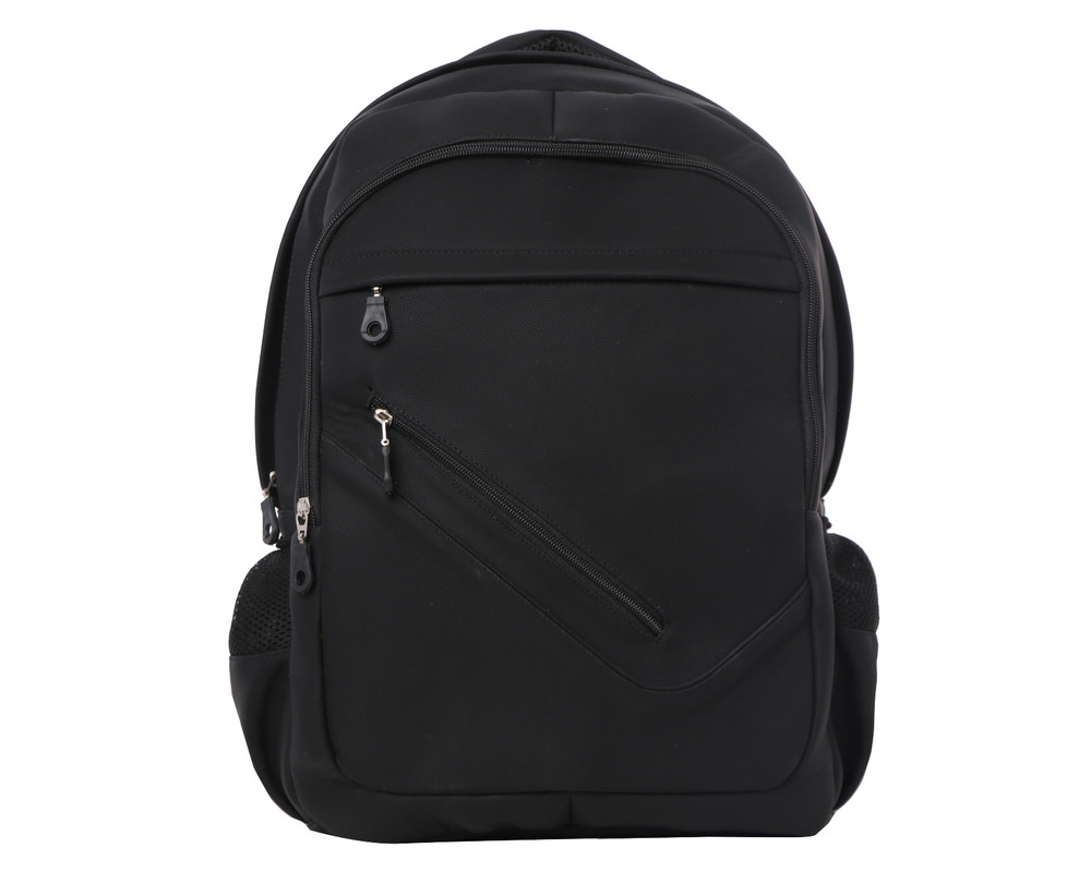 Mochila Casual Fana Izzy F-3178 color Negro