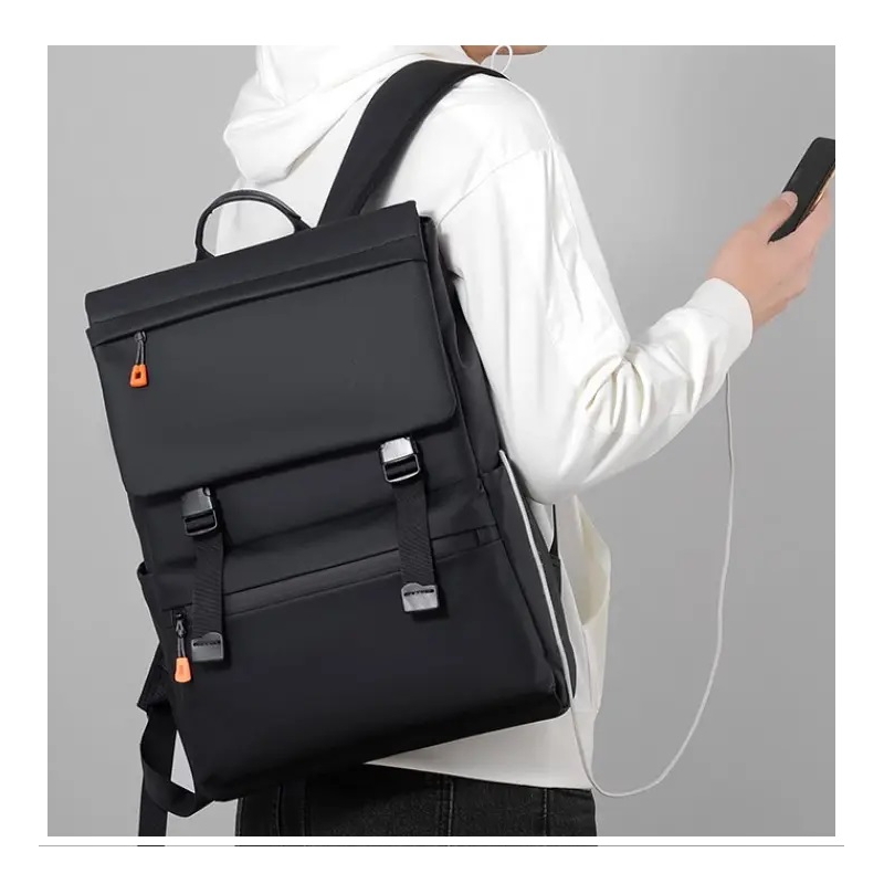 Foto 4 pulgar | Mochila Negra Impermeable Con Carga Usb - Venta Internacional