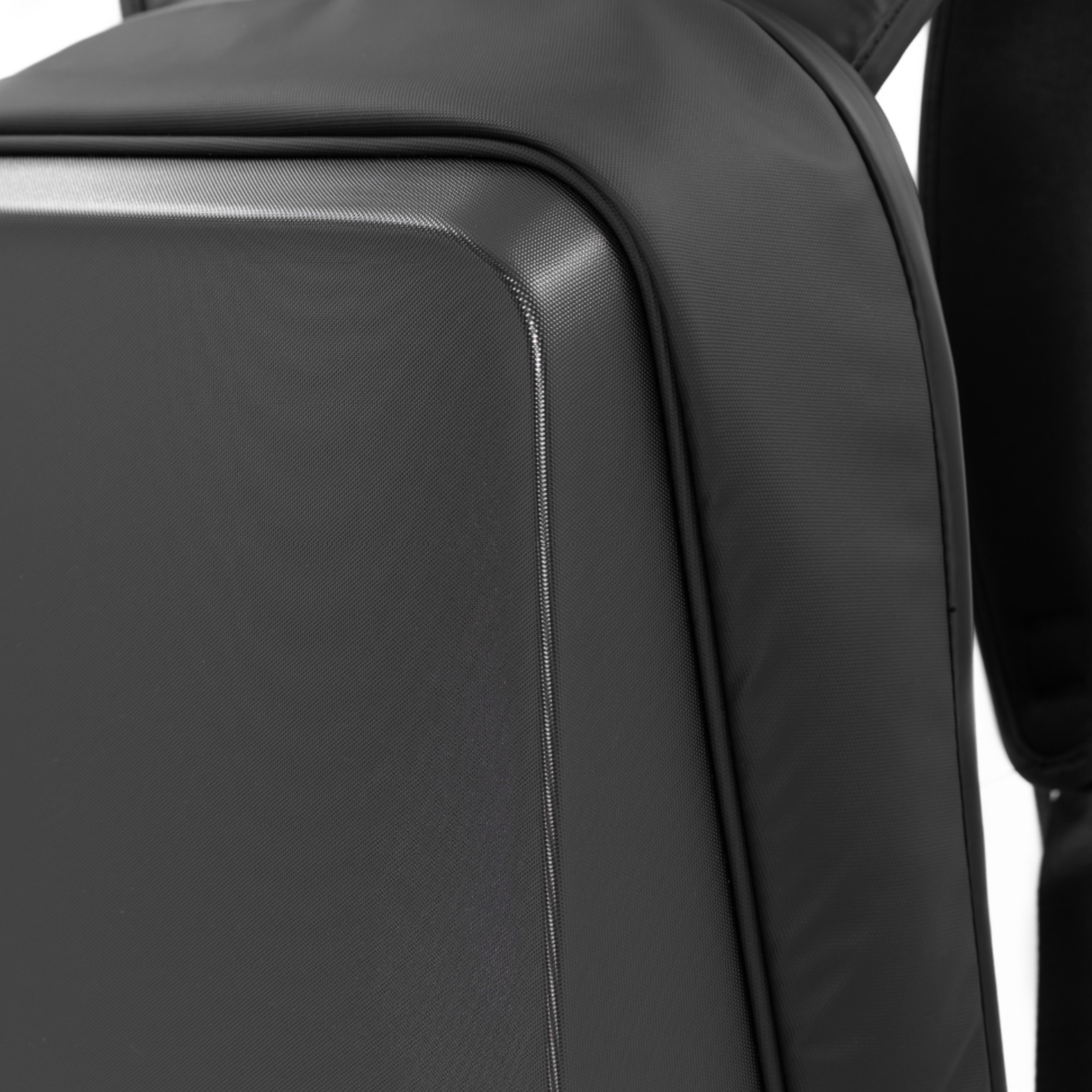 Foto 5 pulgar | Mochila Gamer Para Laptop Inok C-04, Antirrobo, Impermeable Y De 15.6 Pulgadas, Color Gris Oscuro Con Carcasa Dura De