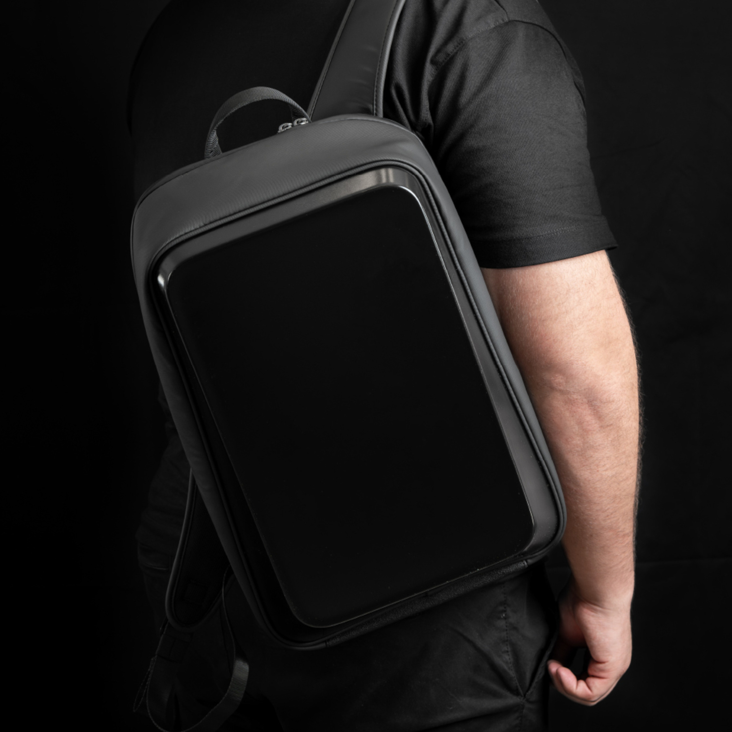 Foto 6 pulgar | Mochila Gamer Para Laptop Inok C-03, Antirrobo, Impermeable Y De 15.6 Pulgadas, Color Negro Con Carcasa Dura De 12 L