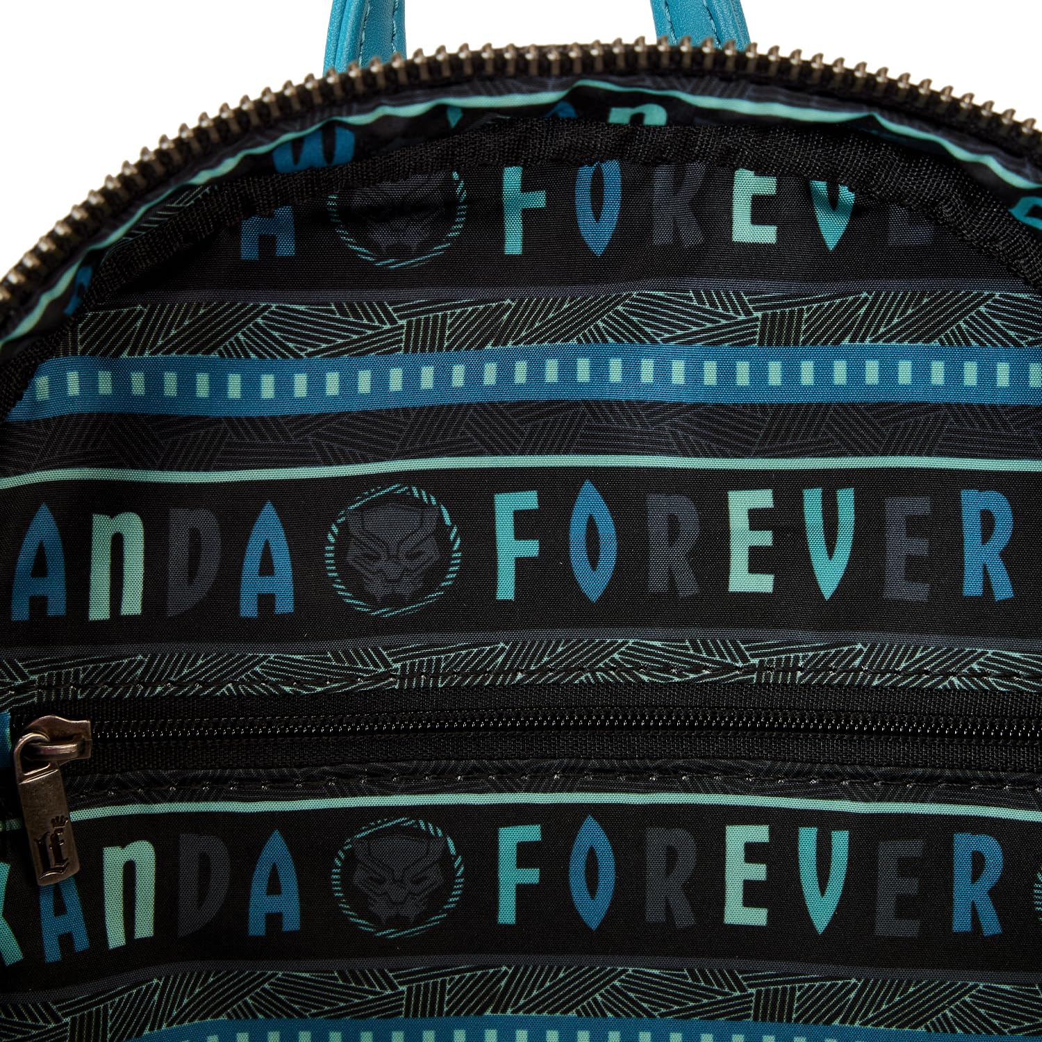 Foto 6 pulgar | Minimochila Loungefly Marvel Wakanda Forever Black Panther - Venta Internacional.