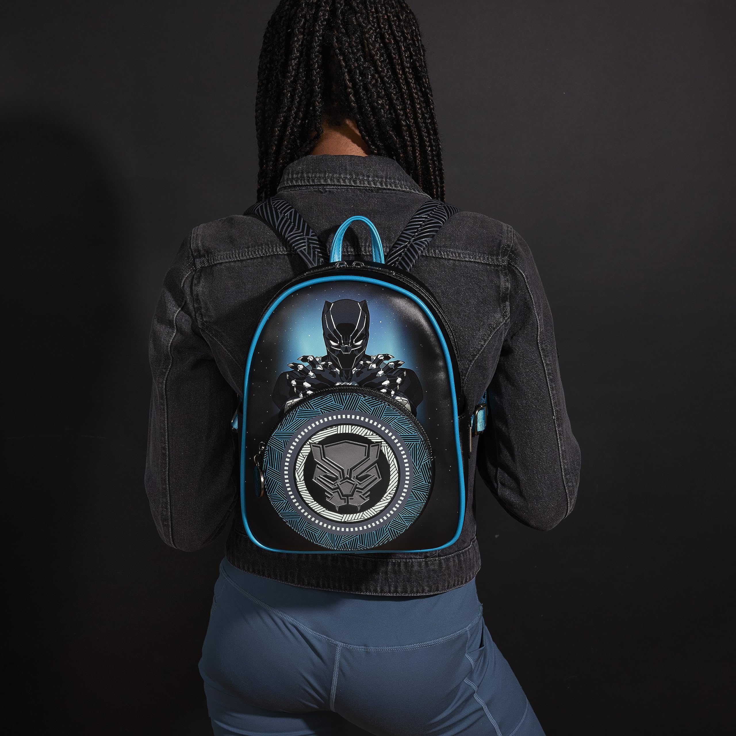 Foto 7 pulgar | Minimochila Loungefly Marvel Wakanda Forever Black Panther - Venta Internacional.