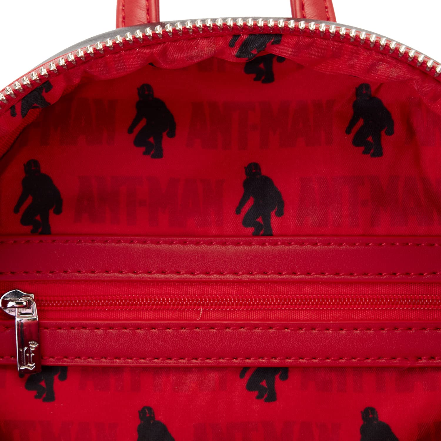 Foto 6 pulgar | Mochila Loungefly Marvel Ant-man Cosplay Roja/negra - Venta Internacional.