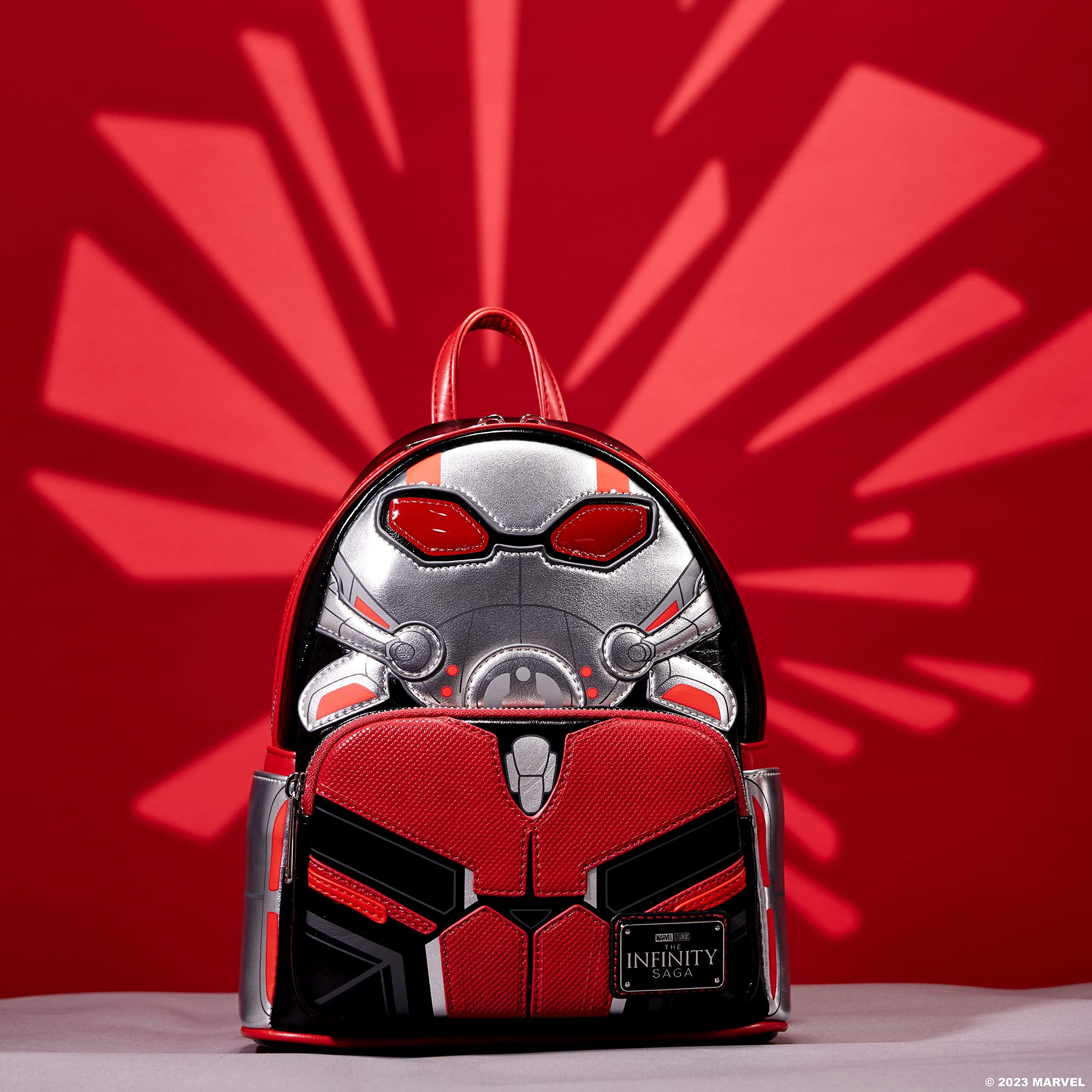 Foto 7 pulgar | Mochila Loungefly Marvel Ant-man Cosplay Roja/negra - Venta Internacional.