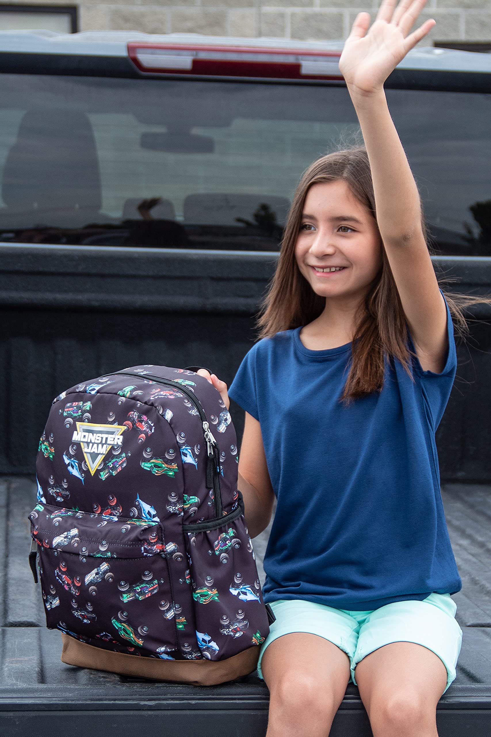 Foto 3 | Mochila Intimo Monster Jam Trucks Dragon Zombie Sepulturera Megalodon - Venta Internacional.