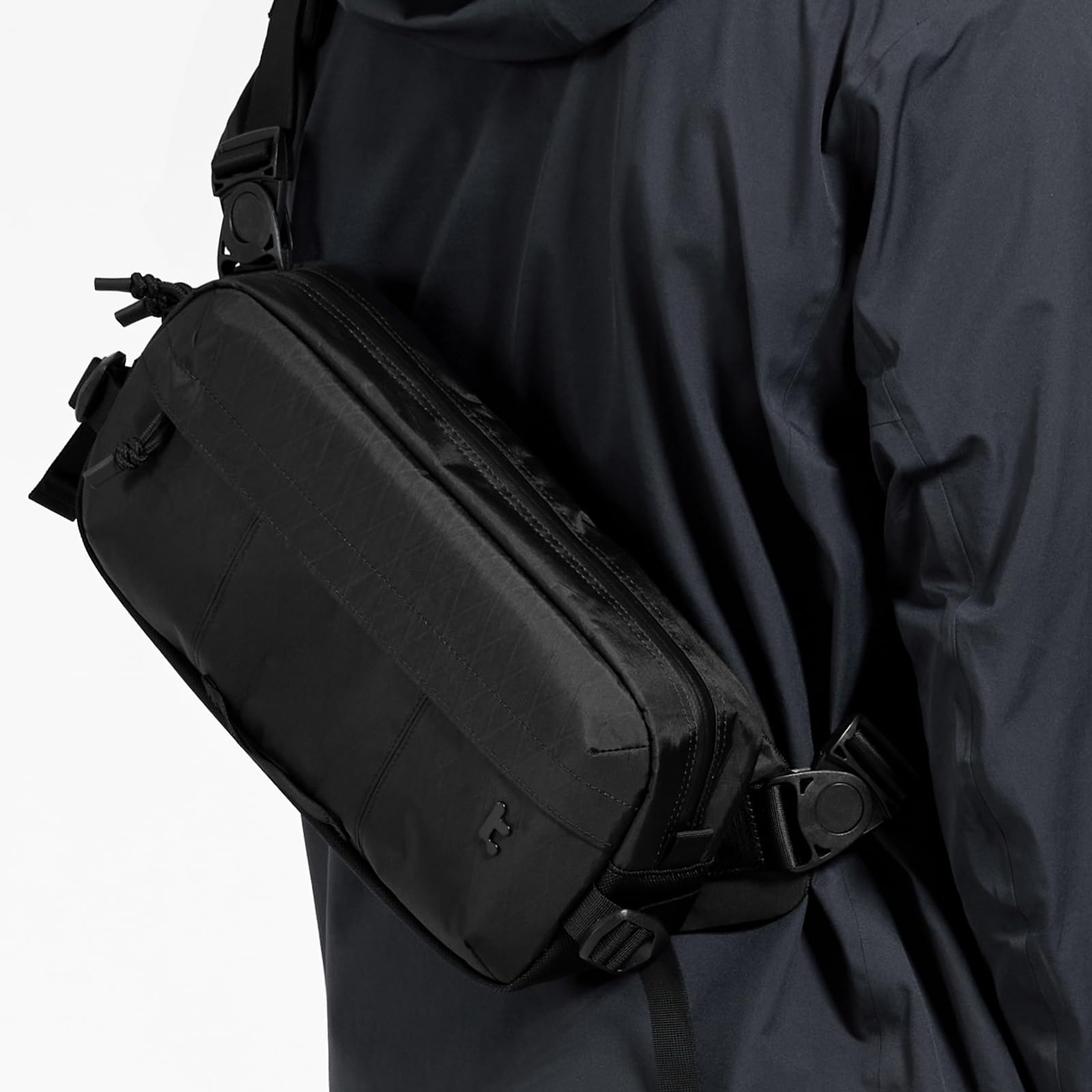 Foto 8 pulgar | Bandolera Tomtoc X-pac, 5,5 L, Resistente Al Agua Para Hombre, Color Negro - Venta Internacional.