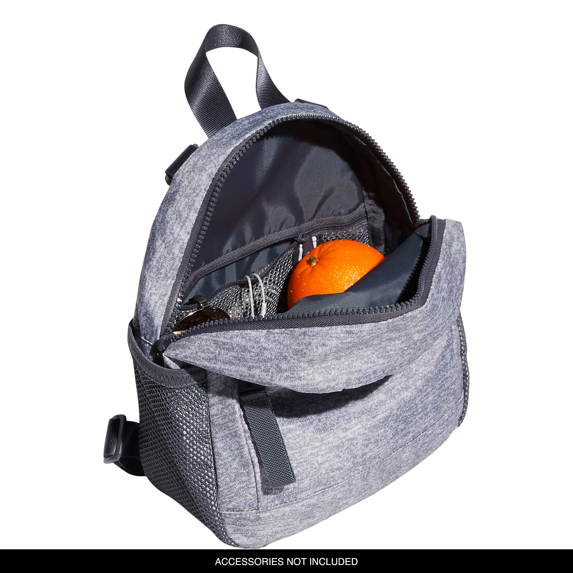 Foto 4 | Mochila Adidas Linear Mini Small Travel Bag Gris - Venta Internacional.