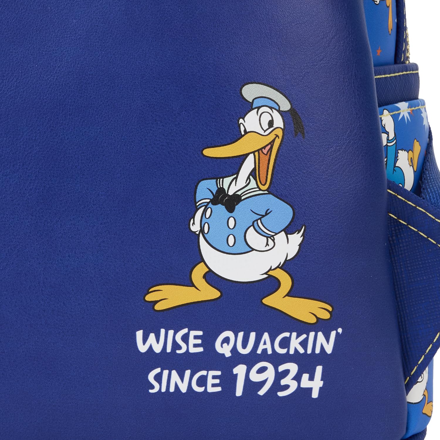 Foto 2 | Minimochila Loungefly Disney Donald Duck 90 Aniversario - Venta Internacional.