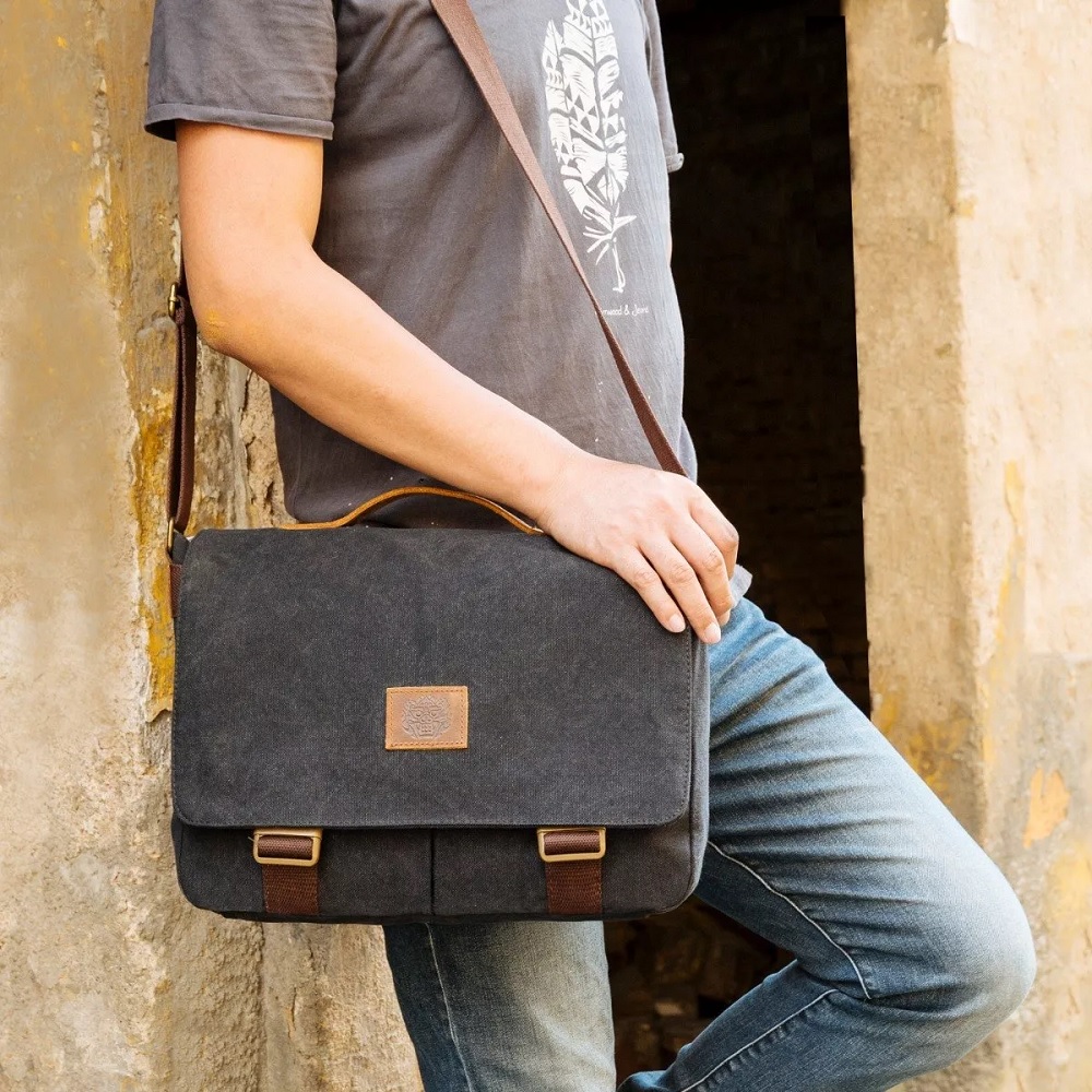 Foto 4 pulgar | Maletín Malubero Impermeable color Negro para Hombre