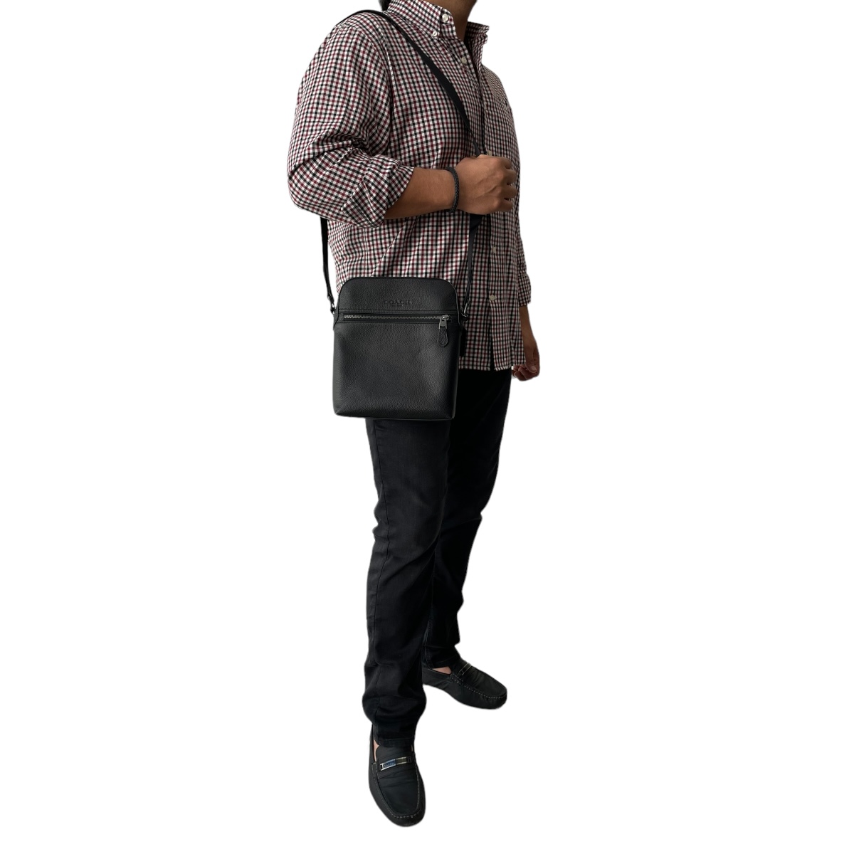Foto 7 pulgar | Bolsa Crossbody Coach Negra