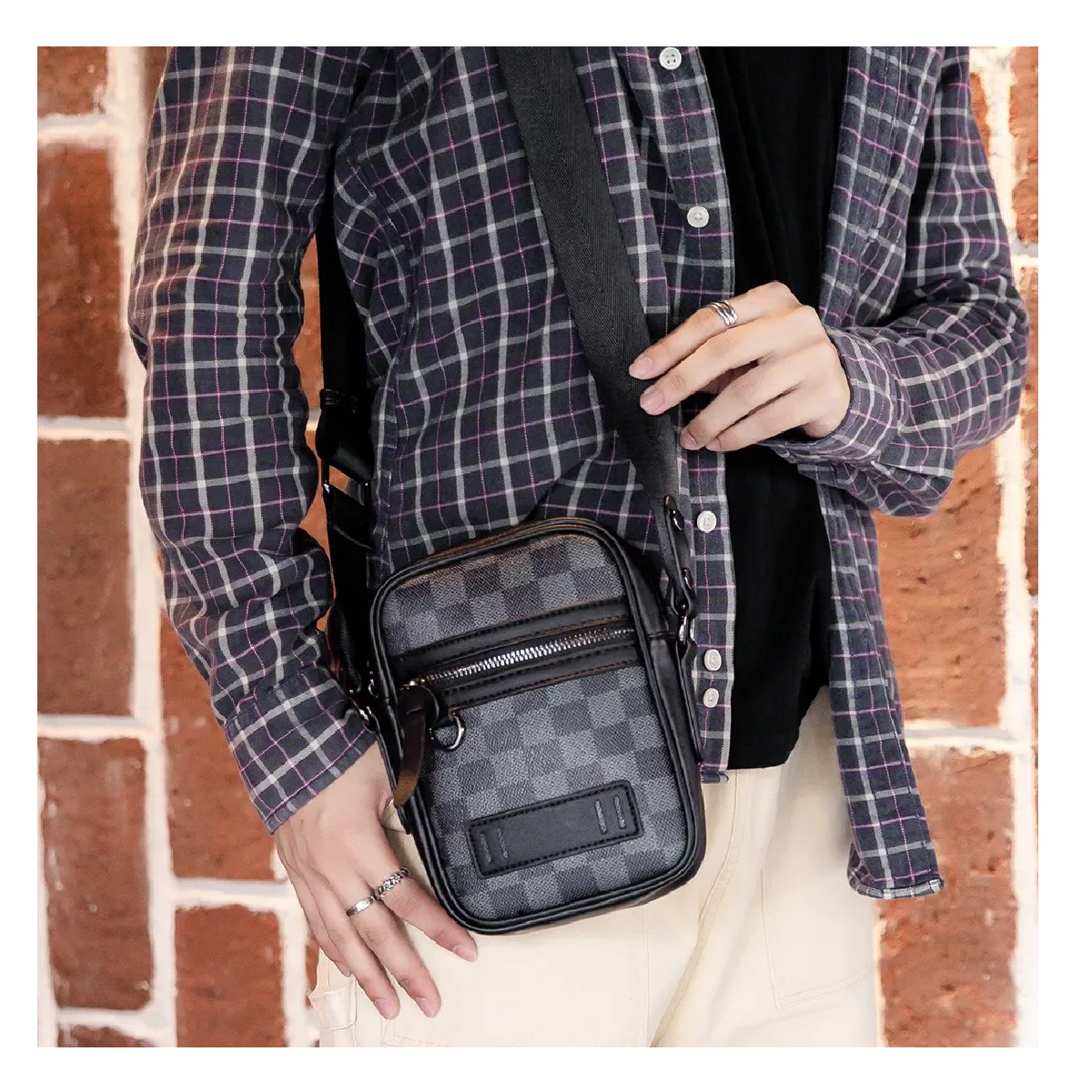 Foto 4 | Bolso Negro para Hombre