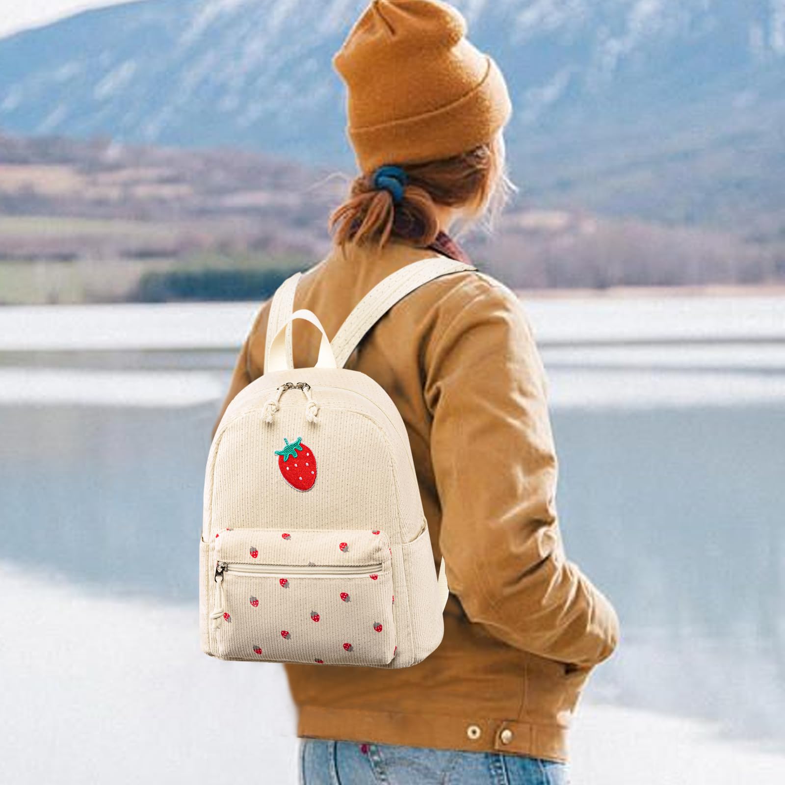 Foto 6 | Mochila Btoop Mini Corduroy Strawberry Beige para Mujer - Venta Internacional