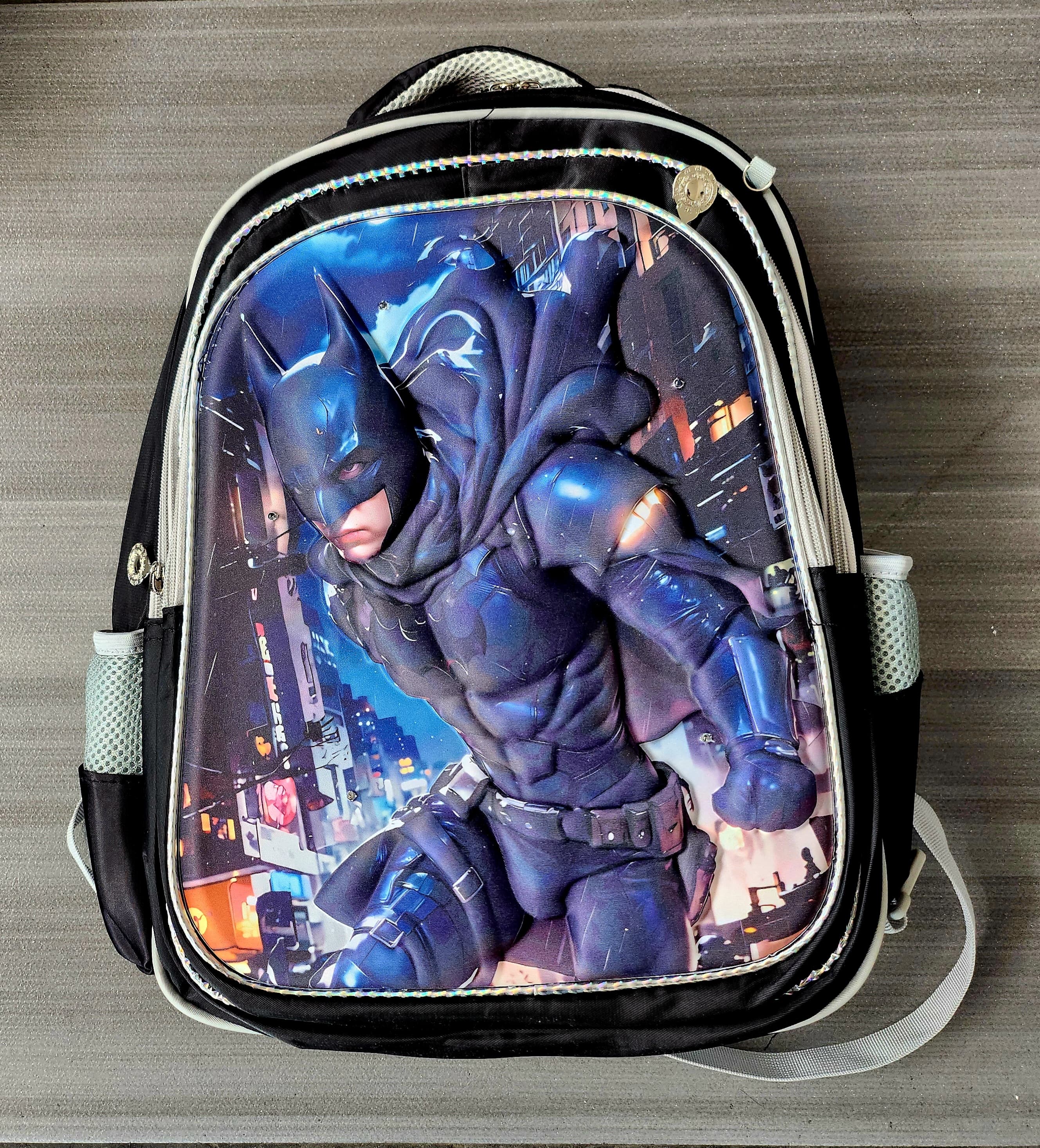 Foto 3 pulgar | Mochila Escolar Con Luz Led Incluye Lonchera Y Lapicera Con Diseño De Batman