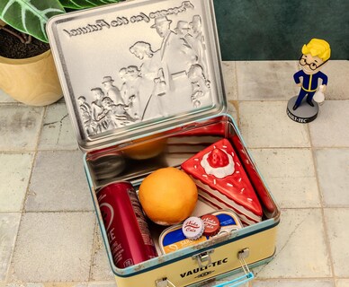 Foto 6 | Lunchbox Toynk Fallout Vault-tec Prepárate Para El Future Metal - Venta Internacional.