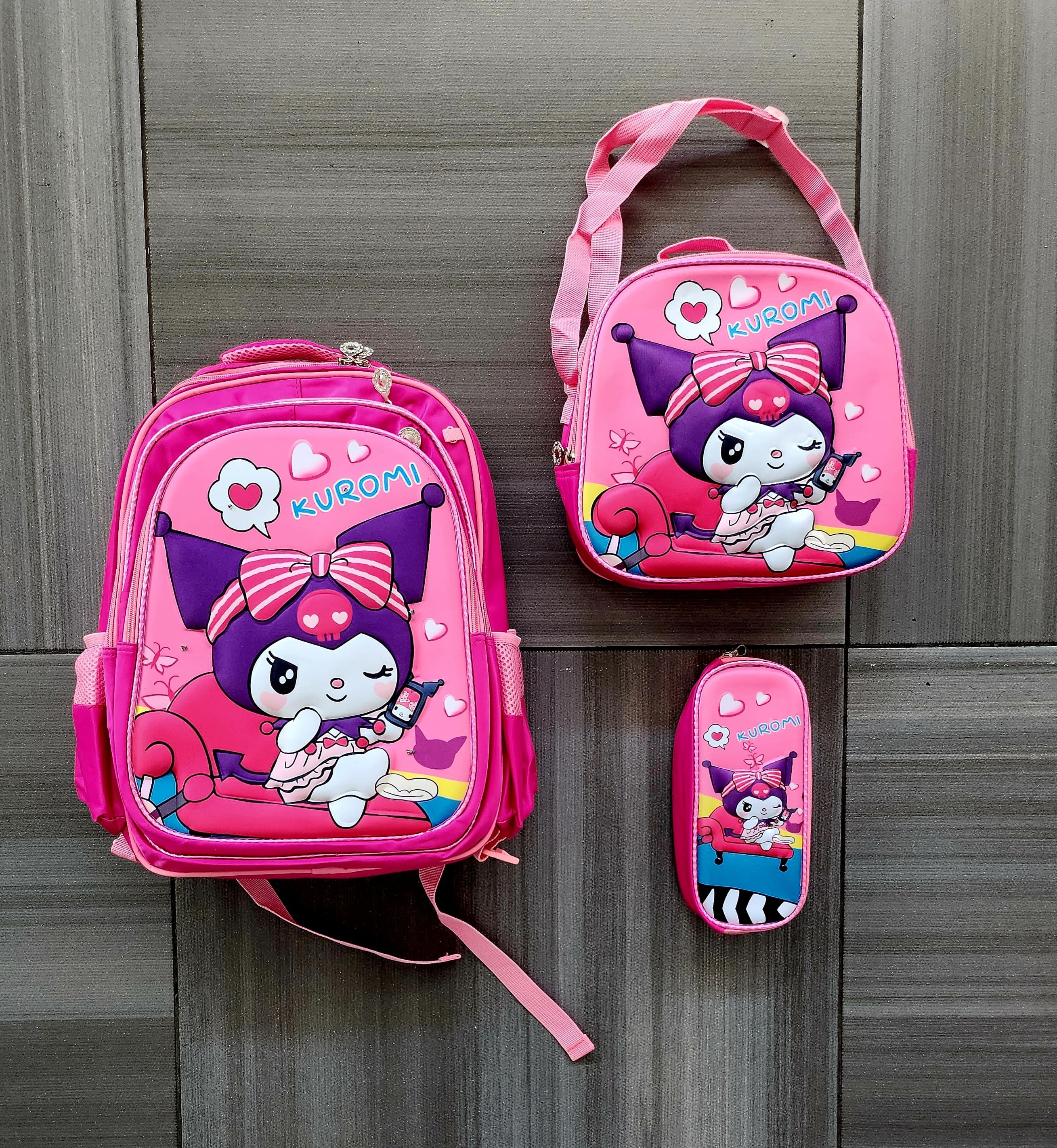 Foto 6 pulgar | Mochila Escolar Con Luz Led Incluye Lonchera Y Lapicera Con Diseño De Kuromi