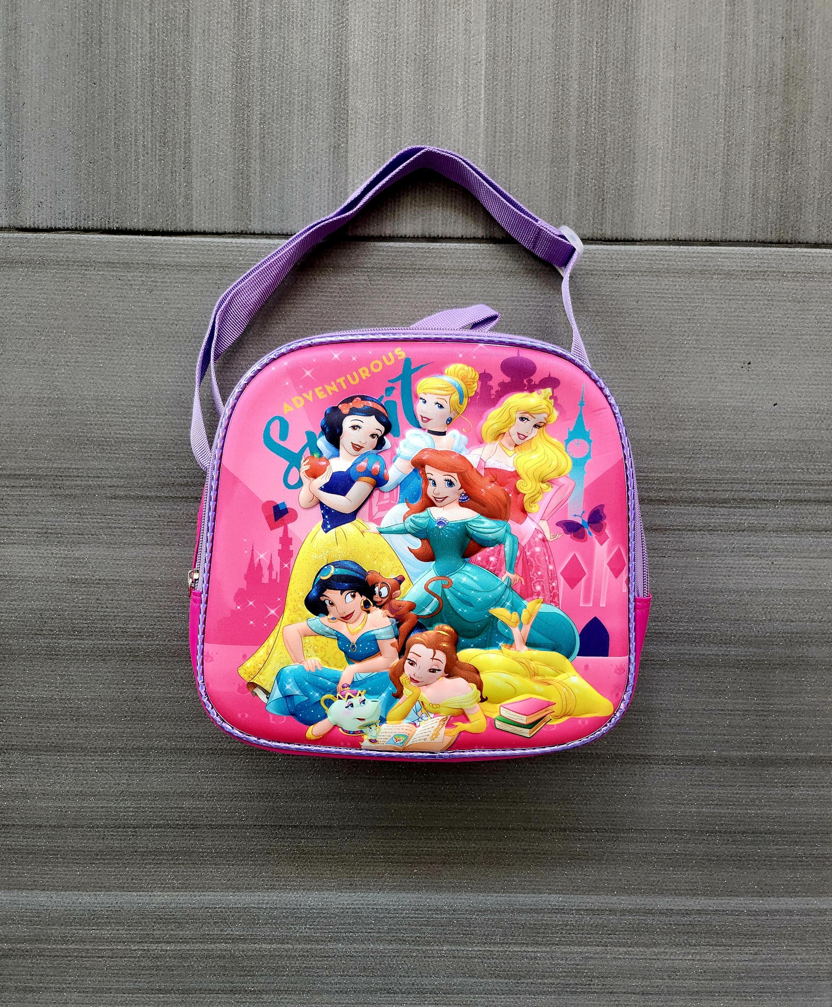 Foto 4 pulgar | Mochila Escolar Con Luz Led Incluye Lonchera Y Lapicera Con Diseño De Princesas