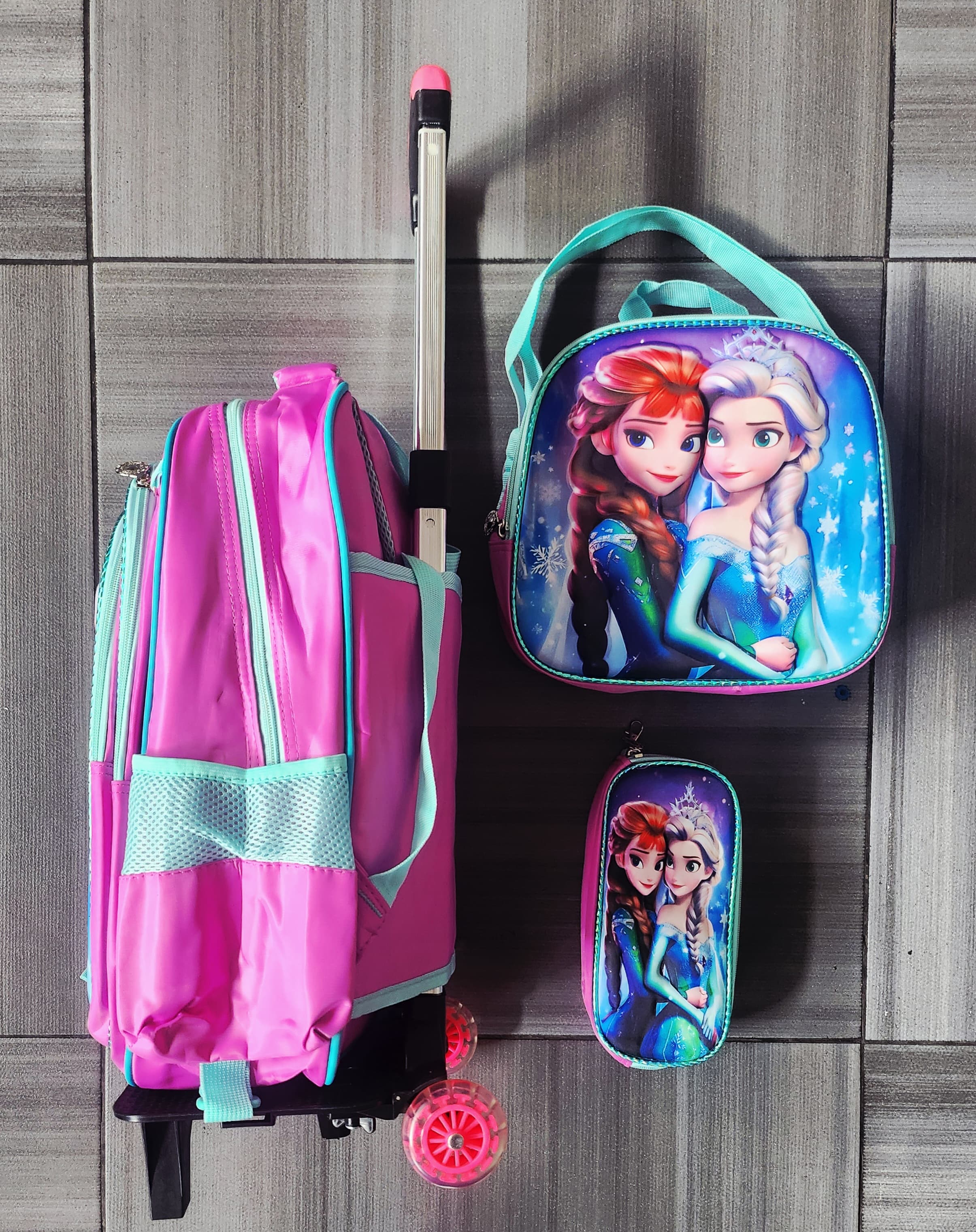 Foto 4 pulgar | Mochila Con Luz Led De Ruedas Desmontable Incluye Lonchera Y Lapicera Diseño De Frozen