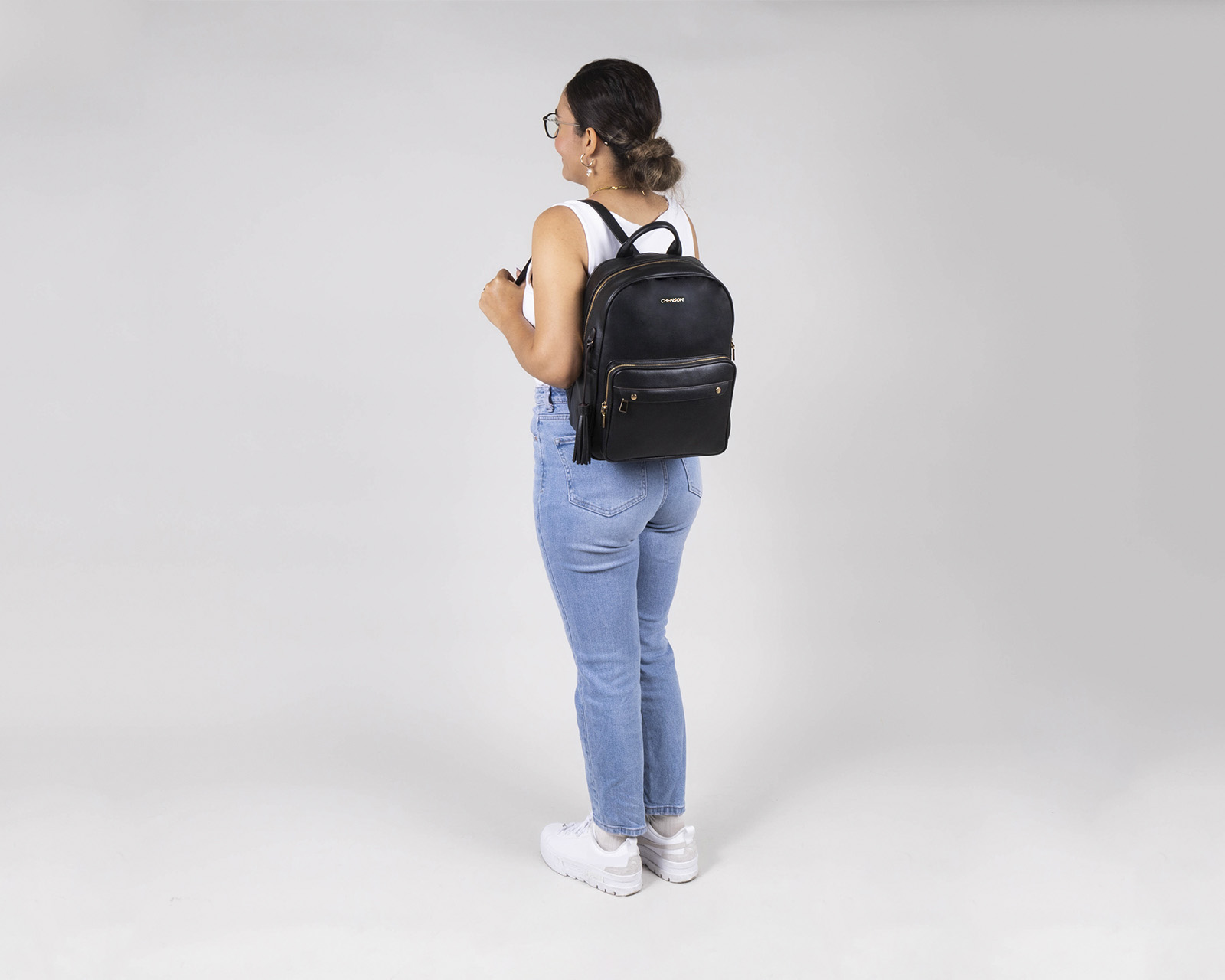 Foto 9 pulgar | Mochila para Dama Chenson Negra Fátima