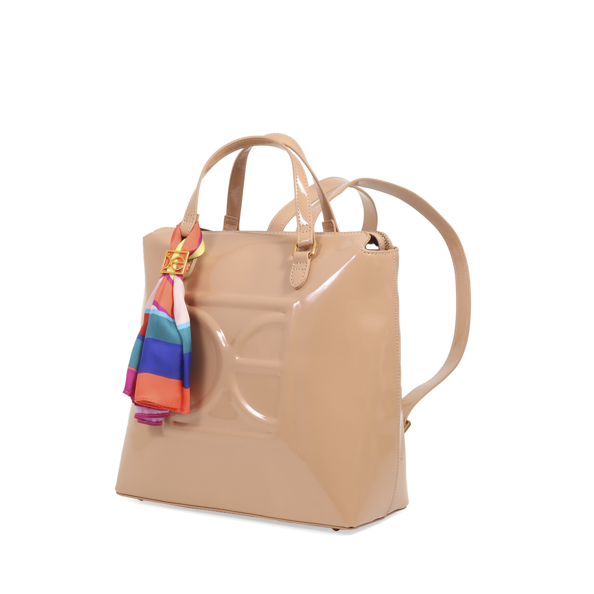 Foto 3 pulgar | Mochila Charol Con Mascada Color Camel Cloe