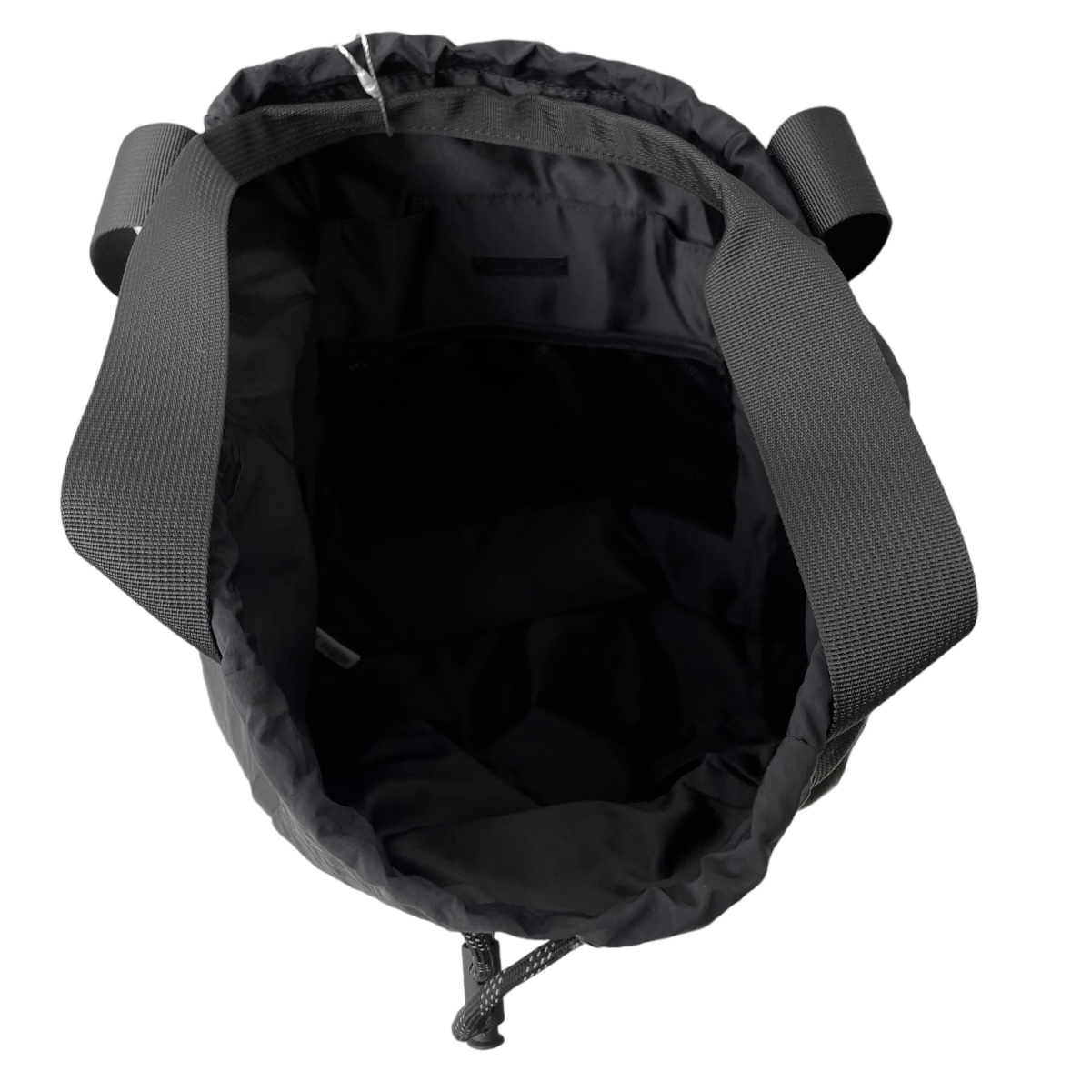Foto 3 pulgar | Mochila Lululemon Nylon Dual Negra Ultraligera y Compacta