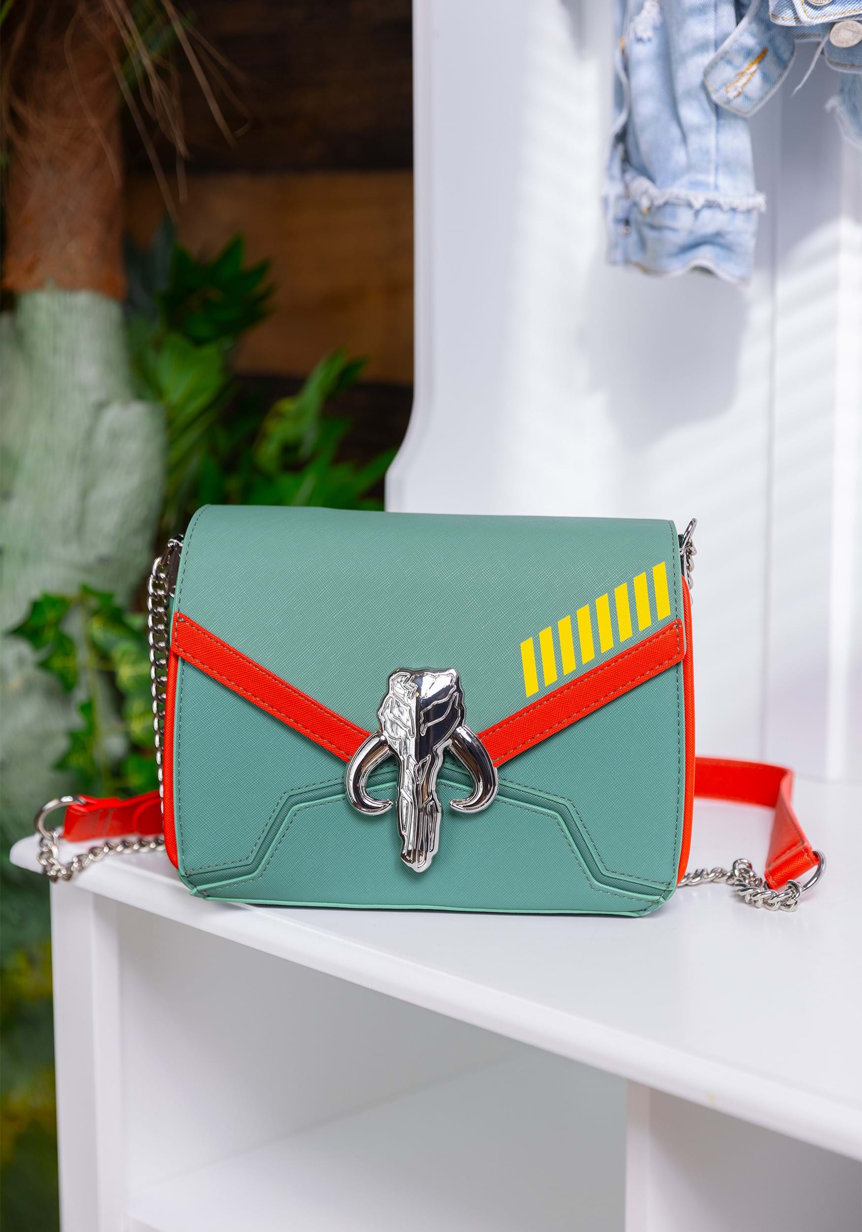 Foto 7 pulgar | Loungefly Crossbody Bag Star Wars Boba Fett