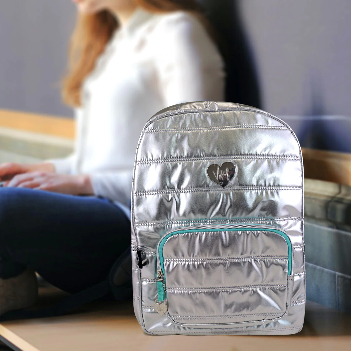 Foto 4 pulgar | Mochila Escolar Plateada Brillante Niñas Mujer Vinkel