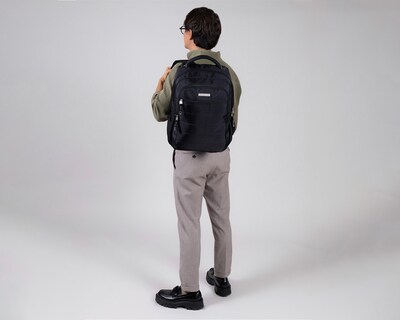 Foto 8 | Mochila Grande Chenson Pro Para Hombre Lea Negro Con Porta Laptop De Hasta 15''.
