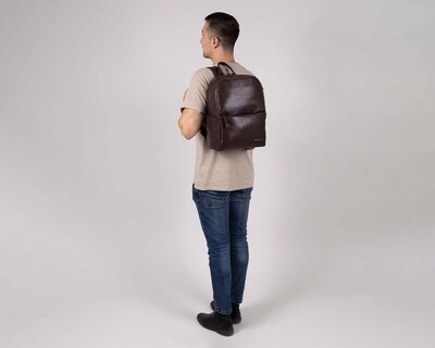 Foto 8 | Mochila Mediana Chenson Pro Para Hombre Rolex Café Con Porta Laptop De Hasta 13''.