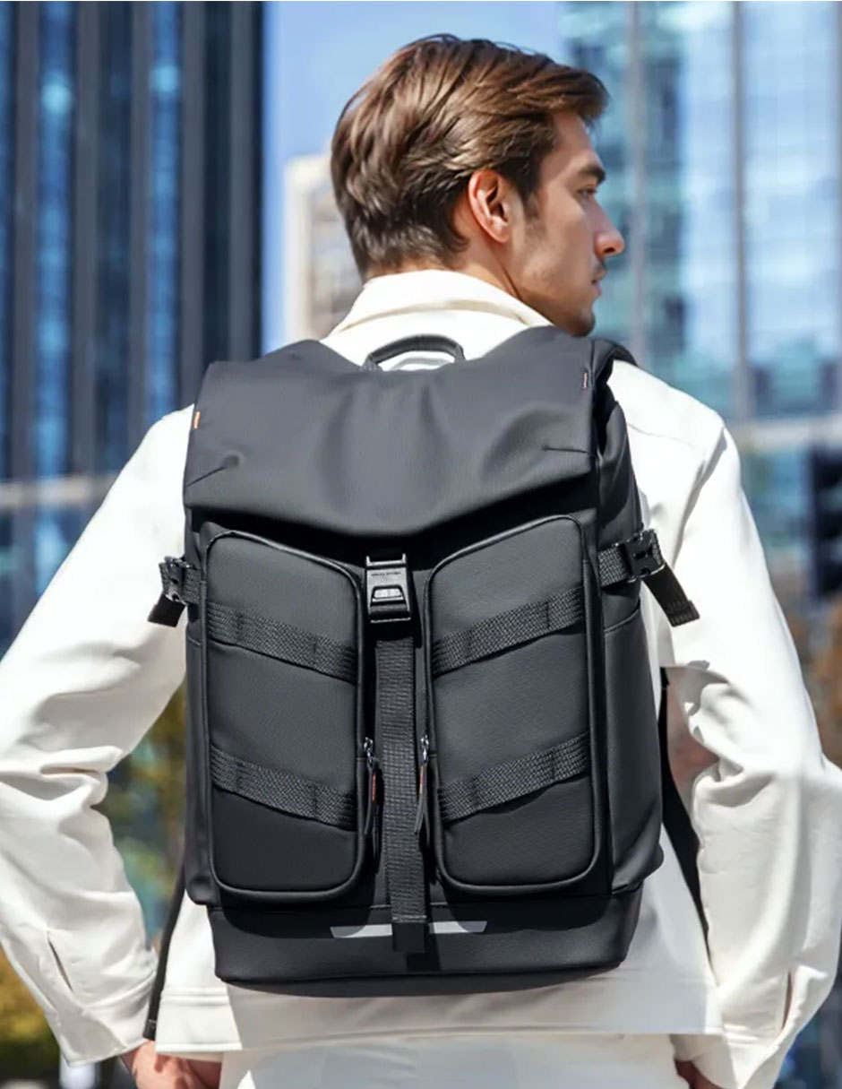 Foto 3 pulgar | Mochila Sport Mark Ryden 9779 Color Negro Repelente Al Agua