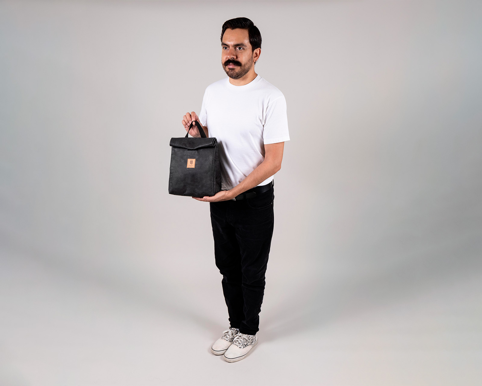 Foto 9 pulgar | Lonchera Unitalla 1818 Unisex Yonk Negro