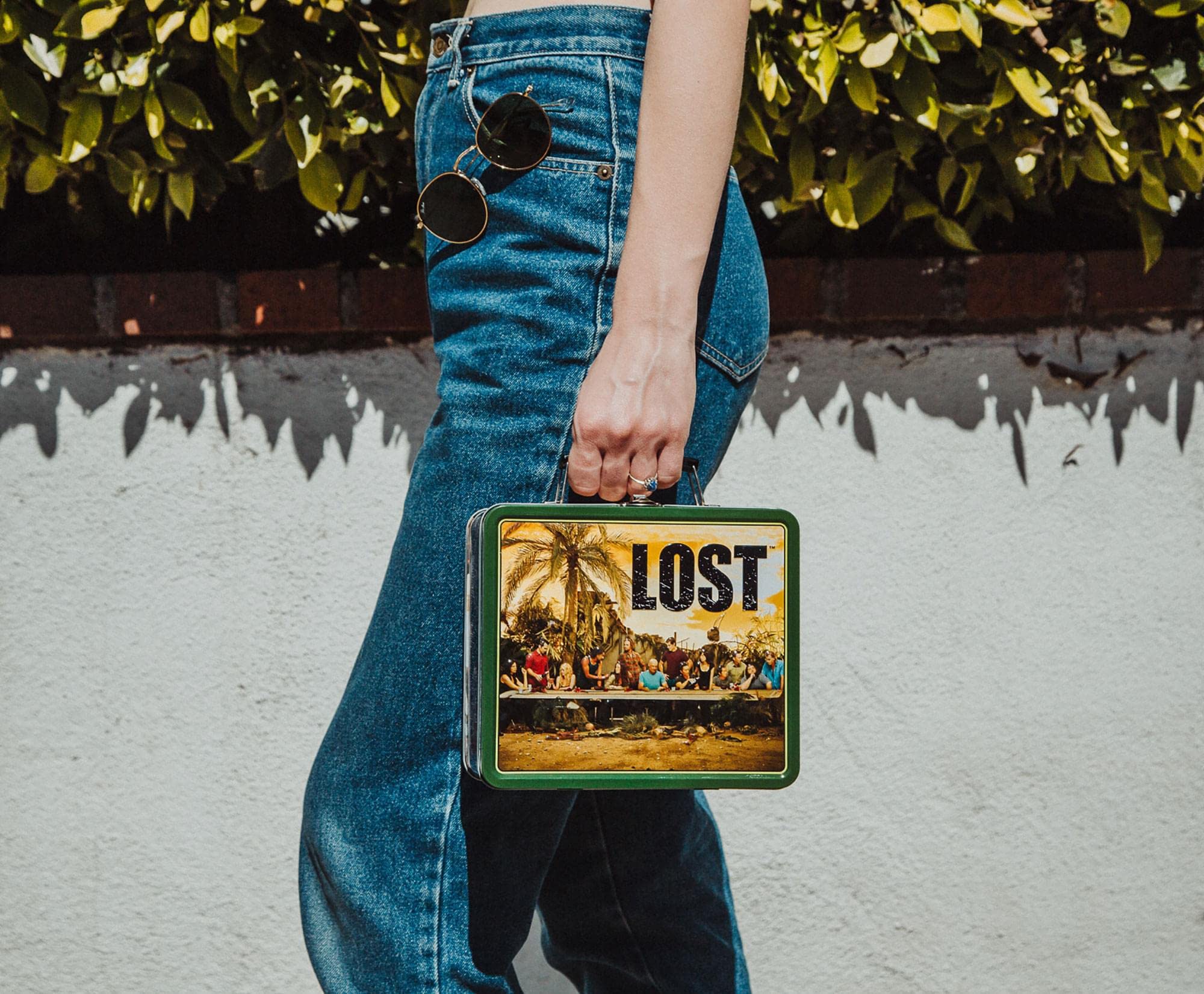 Foto 4 | Lonchera Toynk Lost de Metal Fundido 20 X 18 X 10 cm - Venta Internacional