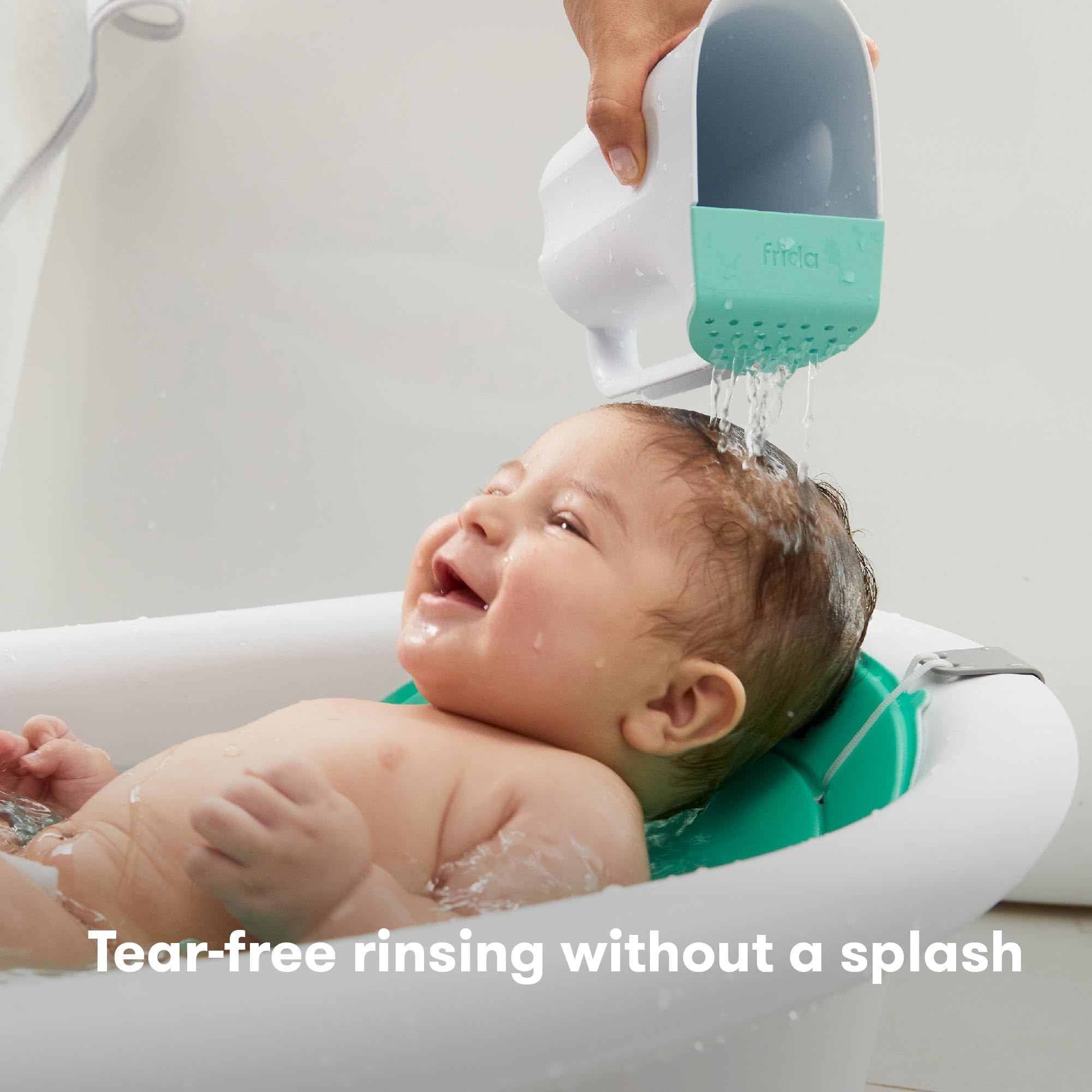 Foto 3 pulgar | Vaso De Enjuague De Baño Frida Baby Control The Flow De 700 Ml Con Ducha Tipo Lluvia - Venta Internacional.