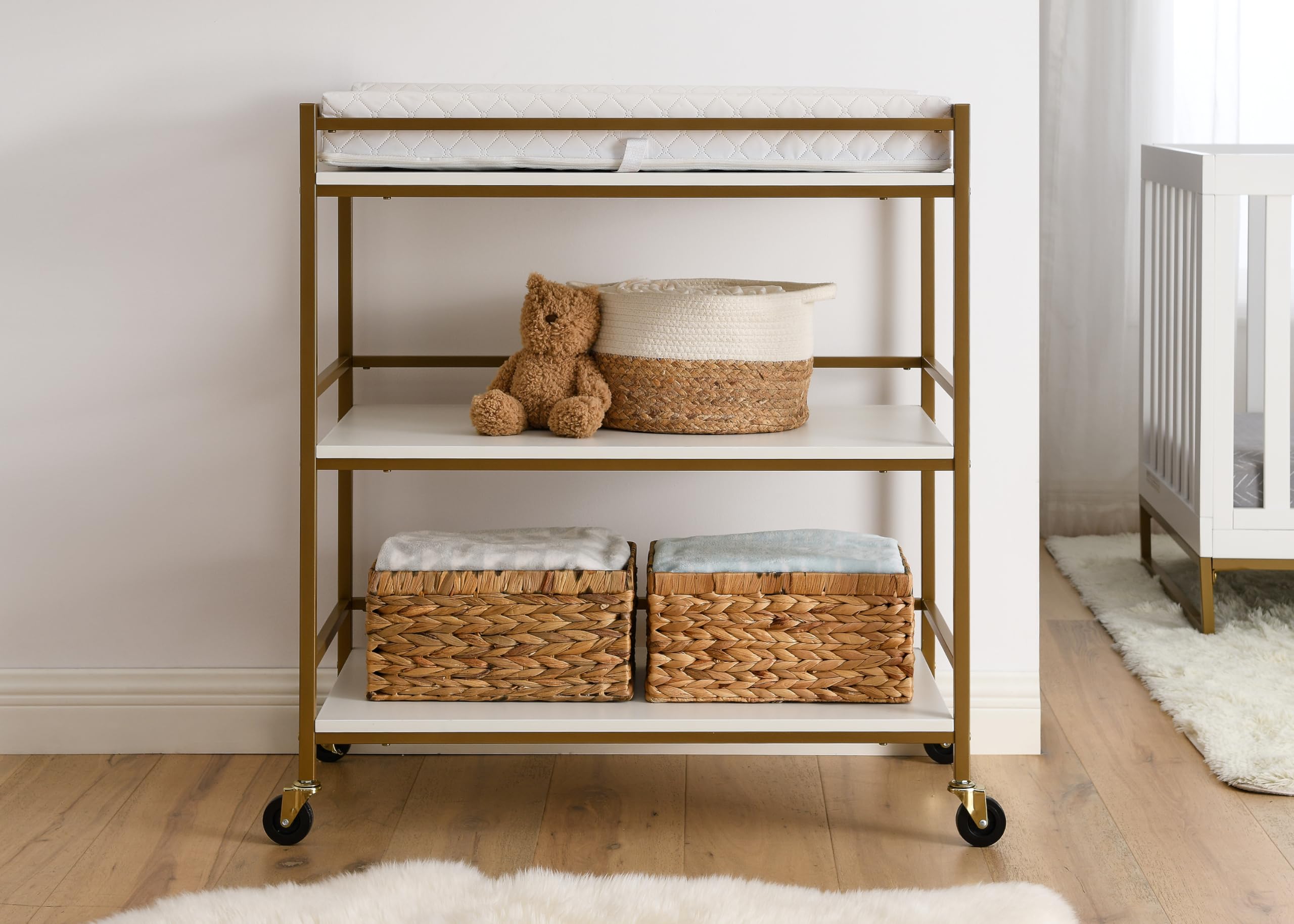 Foto 2 | Cambiador Delta Children Jade White Melamina/bronce - Venta Internacional.