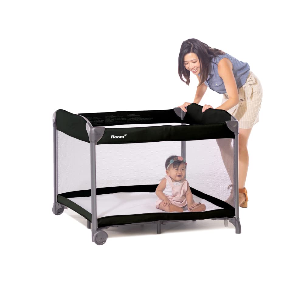 Parque Infantil Portátil Joovy Room² Para Bebés Y Niños Pequeños, Color Negro - Venta Internacional.