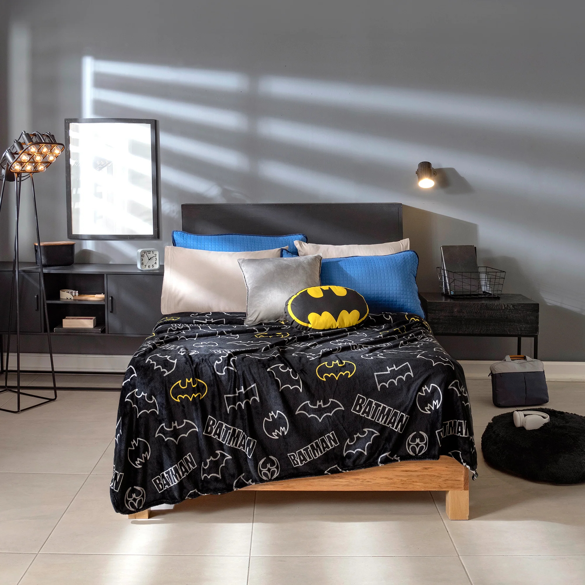 Foto 4 pulgar | Cobertor Ligero Mat/ind Batman Vianney Negro