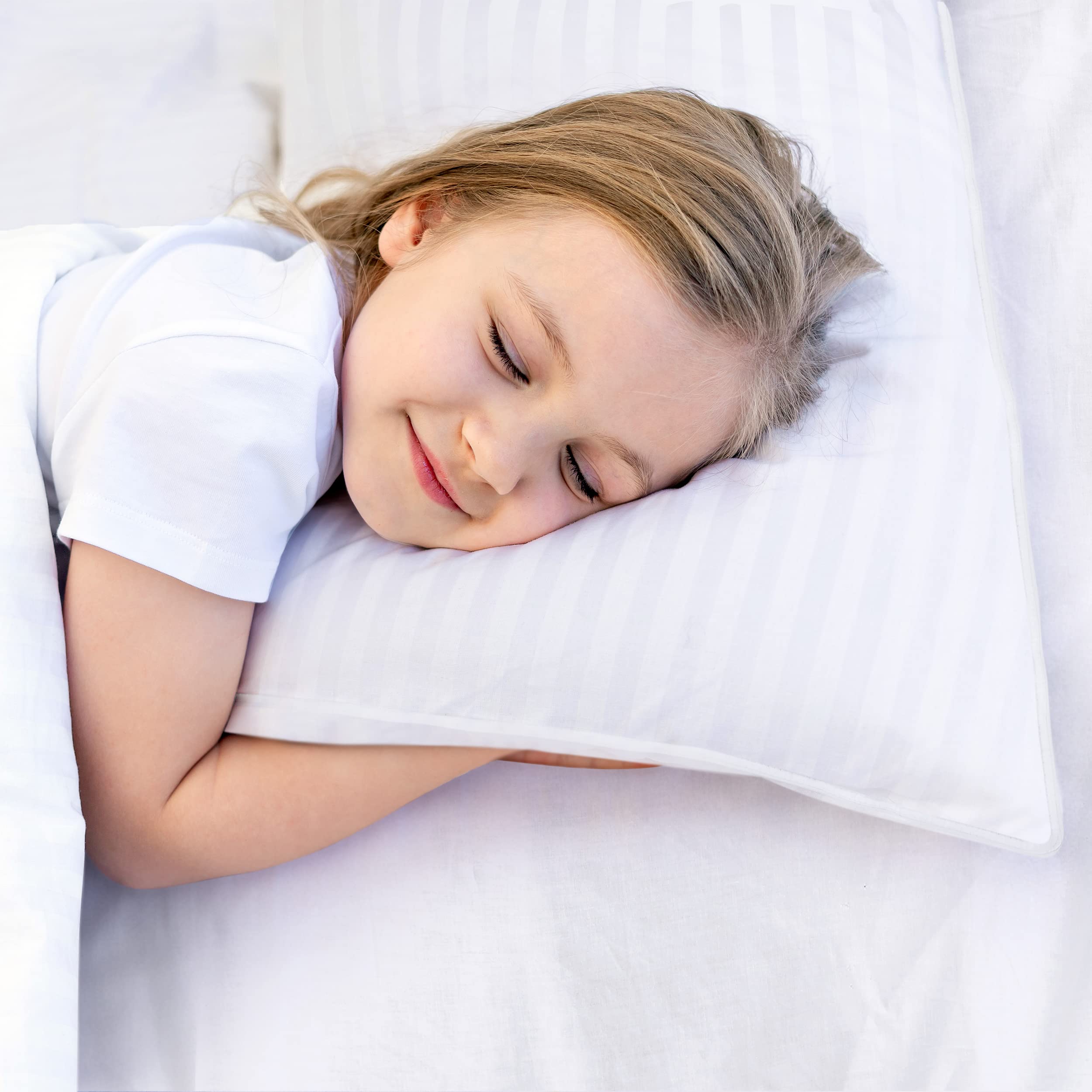 Foto 2 | Pillow Utopia Bedding Youth 16 X 22 Cm Para Niños Pequeños A Partir De 5 Años - Venta Internacional.