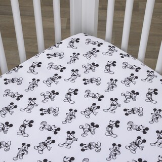 Foto 2 | Sábana Para Cuna Disney Mickey Mouse Timeless Mickey En Blanco Y Negro - Venta Internacional.