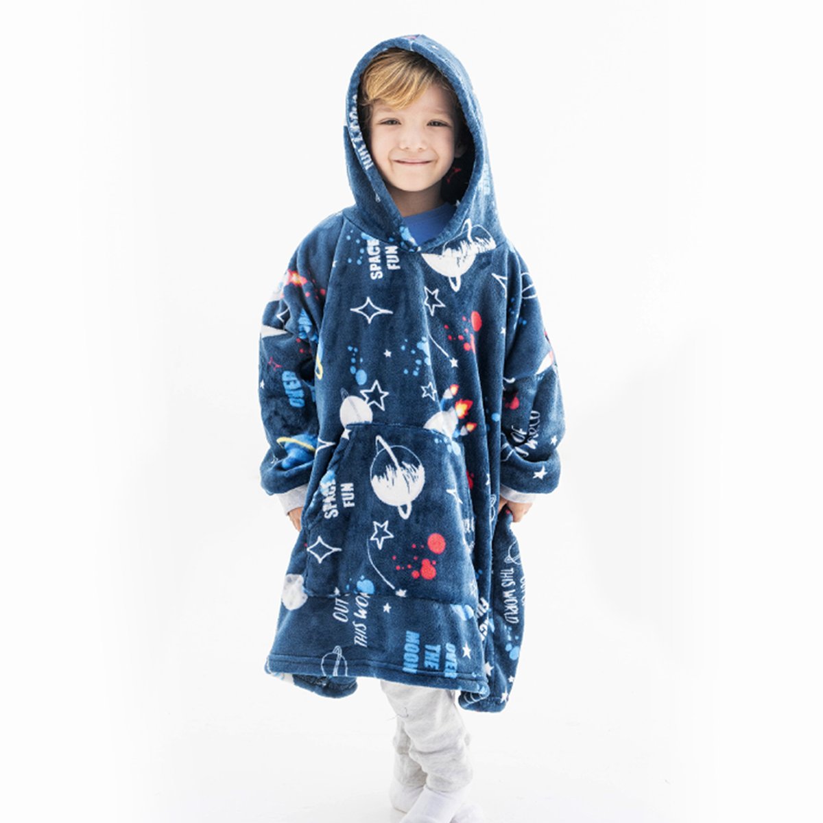 Foto 2 pulgar | Sudadera/Cobija Afelpada Chiqui Mundo Galaxy Azul Marino para Niños de 4-8 Años