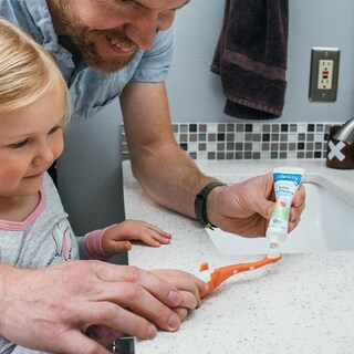 Foto 7 | Cepillo De Dientes Dr. Brown's Para Bebés Y Niños Pequeños, Diseño De Dinosaurio Verde/naranja - Venta Internacional.